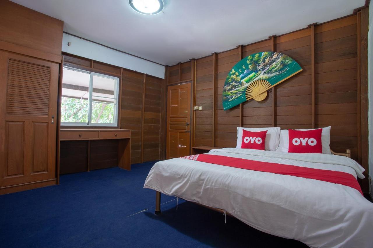 Oyo 909 Guiding Star Resort Чиангмай Экстерьер фото