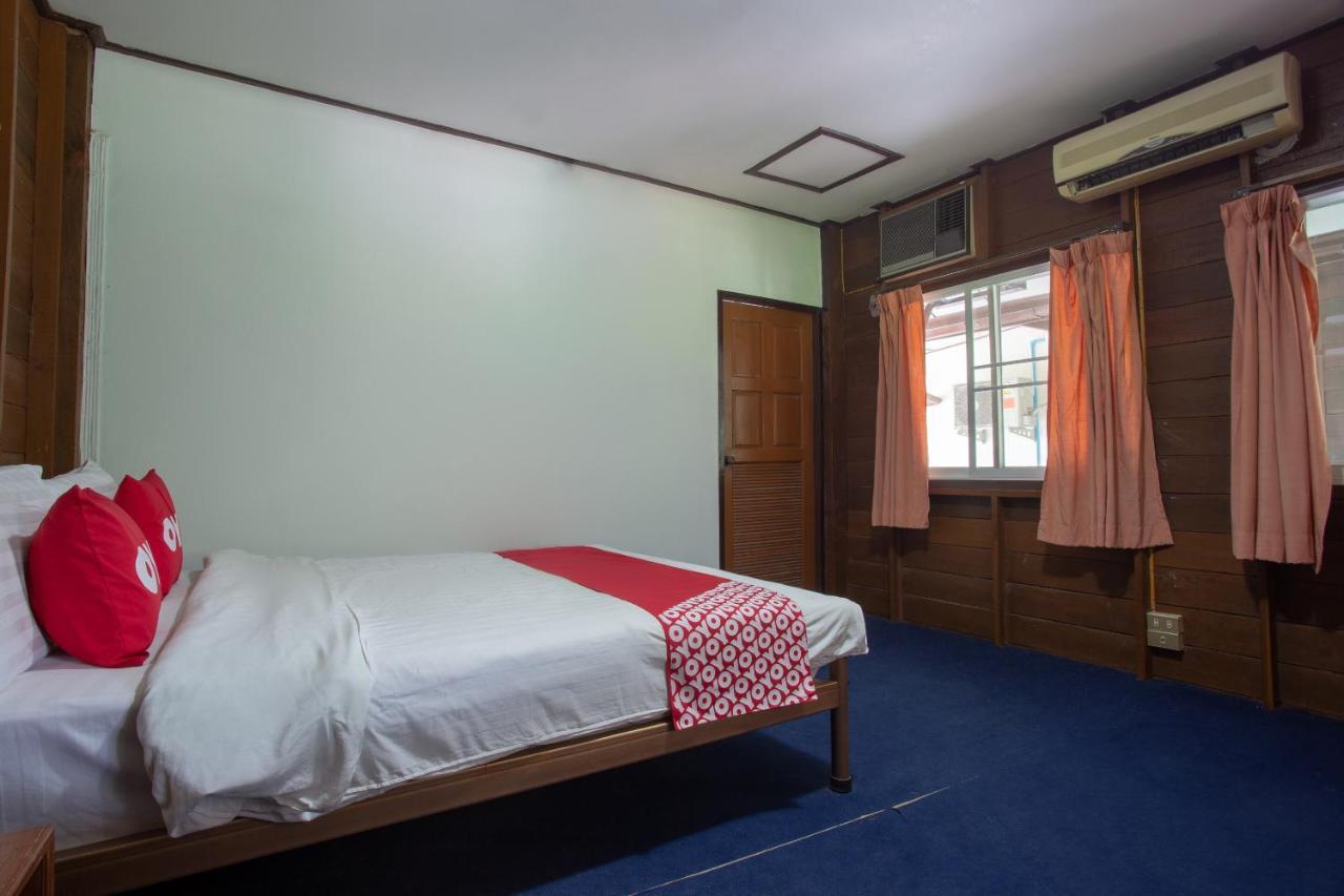 Oyo 909 Guiding Star Resort Чиангмай Экстерьер фото