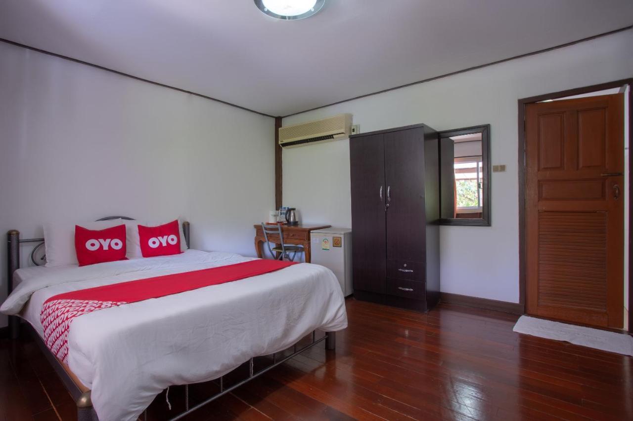 Oyo 909 Guiding Star Resort Чиангмай Экстерьер фото