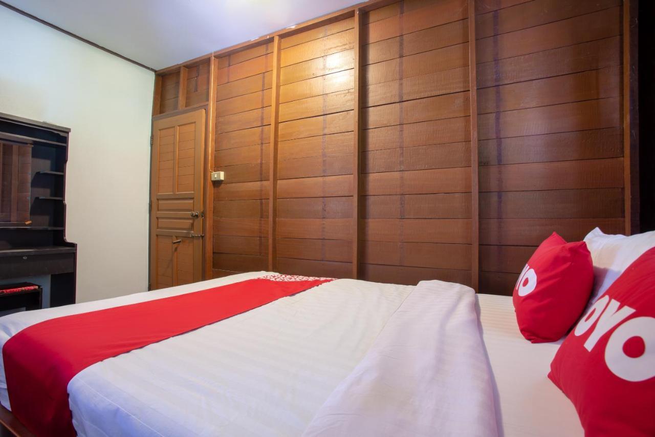Oyo 909 Guiding Star Resort Чиангмай Экстерьер фото