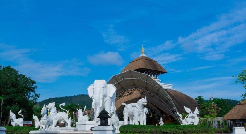 Oyo 909 Guiding Star Resort Чиангмай Экстерьер фото