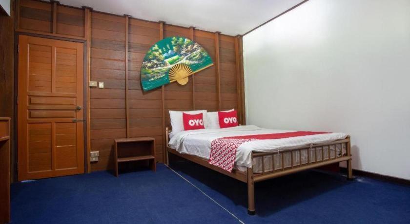 Oyo 909 Guiding Star Resort Чиангмай Экстерьер фото