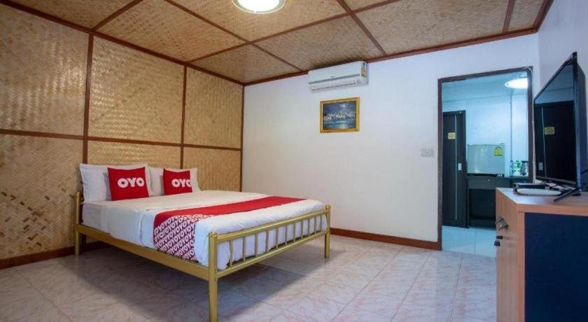 Oyo 909 Guiding Star Resort Чиангмай Экстерьер фото